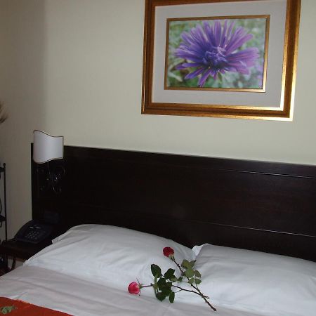 Mamma Maria Bed & Breakfast ตาออร์มินา ภายนอก รูปภาพ