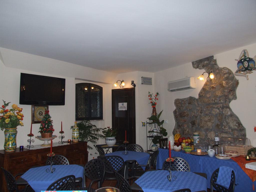 Mamma Maria Bed & Breakfast ตาออร์มินา ภายนอก รูปภาพ