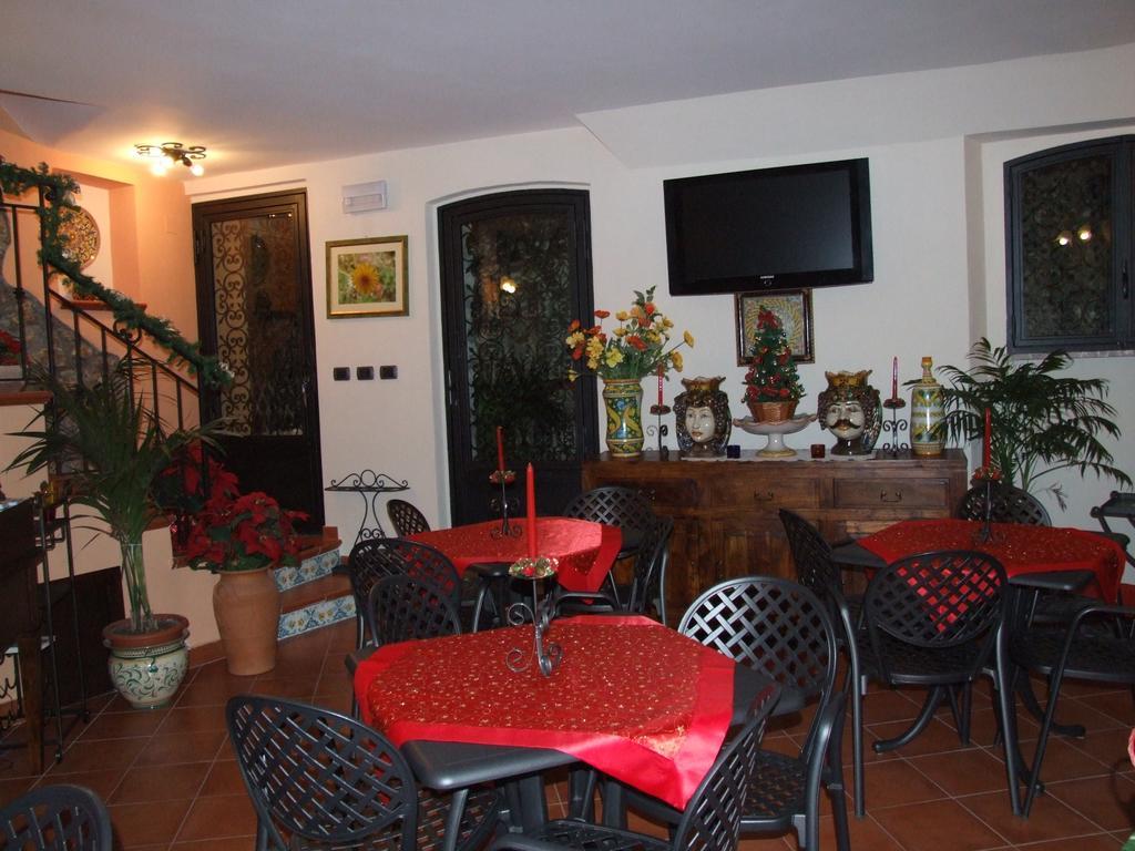 Mamma Maria Bed & Breakfast ตาออร์มินา ภายนอก รูปภาพ