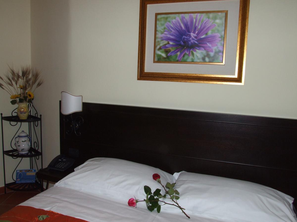 Mamma Maria Bed & Breakfast ตาออร์มินา ภายนอก รูปภาพ